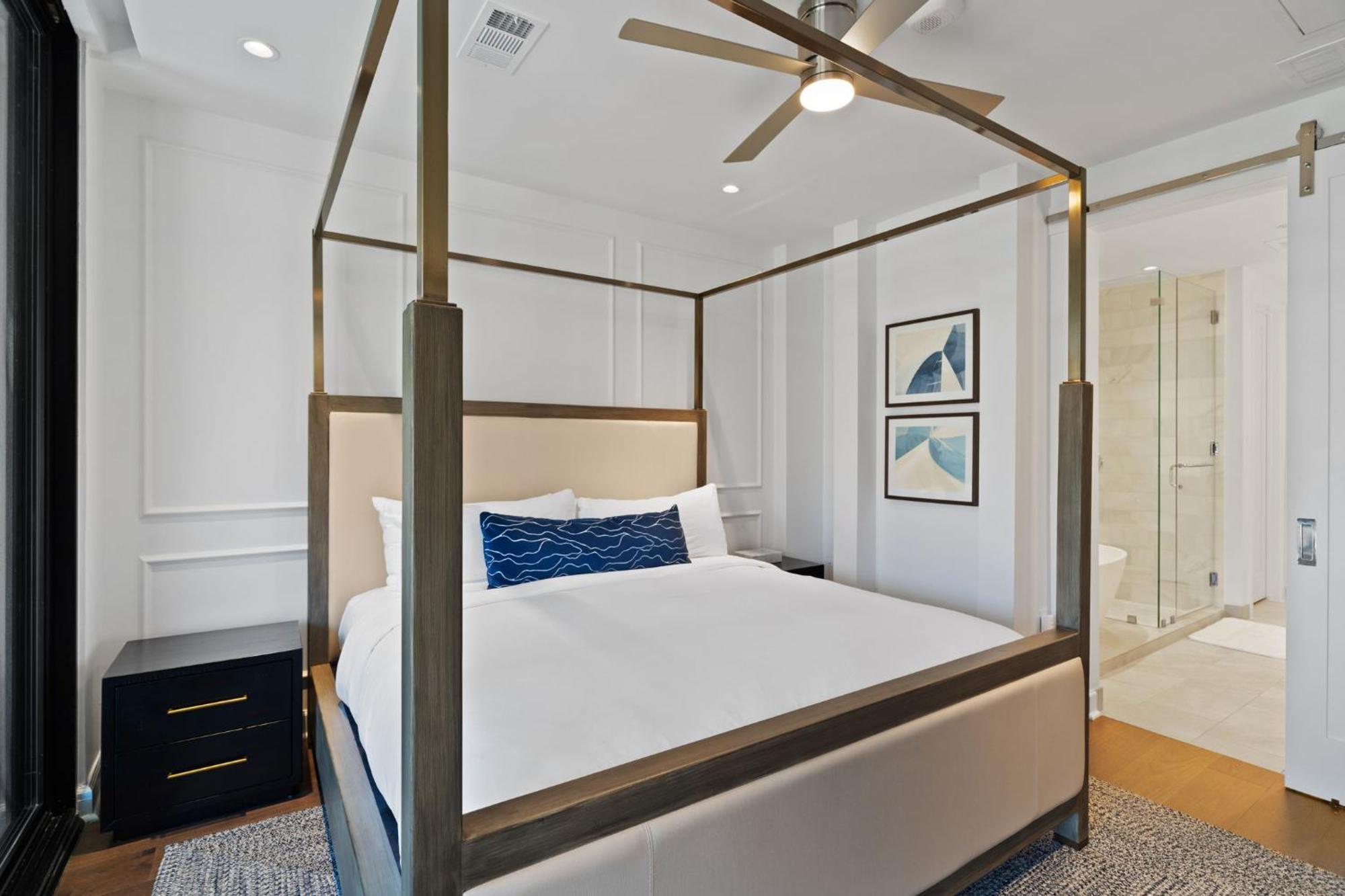 Horseshoe Bay Resort 4*