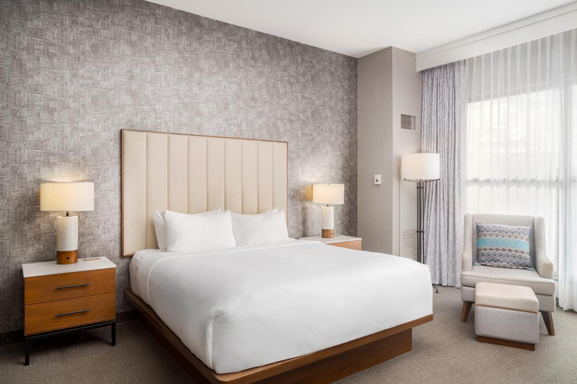 Horseshoe Bay Resort 4*