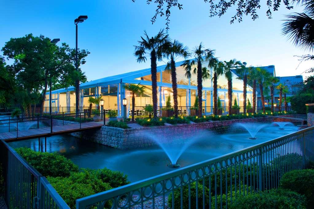 Horseshoe Bay Resort 4*